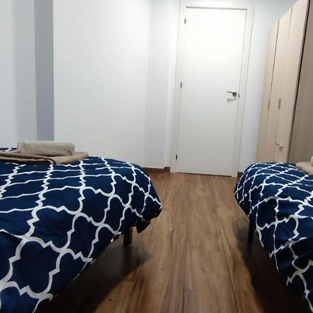 Ferienwohnung Acogedor Atico En Pleno Centro Granada Exterior foto