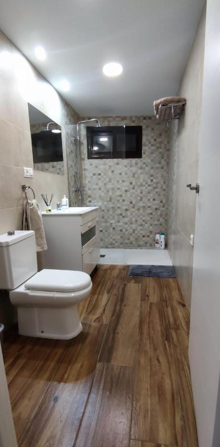 Ferienwohnung Acogedor Atico En Pleno Centro Granada Exterior foto