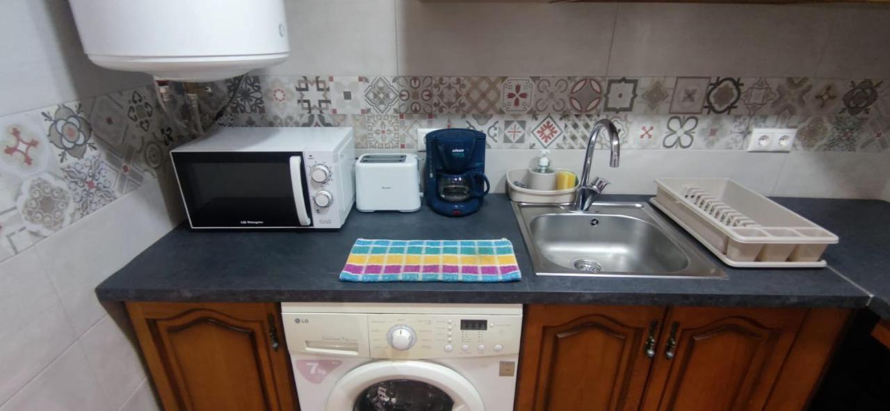 Ferienwohnung Acogedor Atico En Pleno Centro Granada Exterior foto