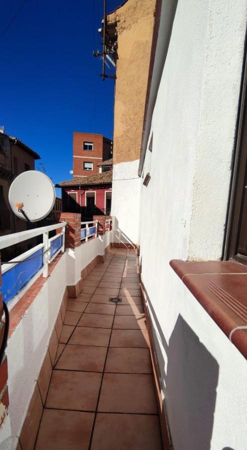 Ferienwohnung Acogedor Atico En Pleno Centro Granada Exterior foto